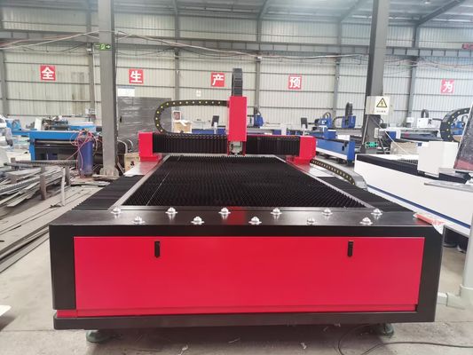1000W-6000W 3015 Machine de découpe laser à fibre pour la coupe de tôles en acier fer aluminium cuivre