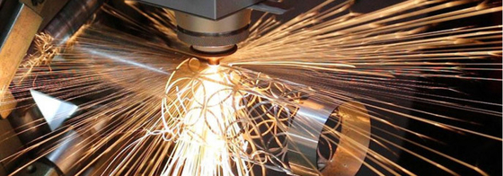 Machine automatique de découpe de tubes laser à fibre de métal rond carré