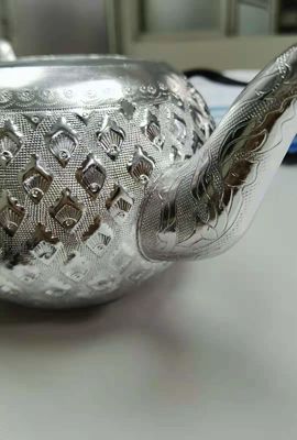 Machine de soudage automatique à laser à fibres à double station