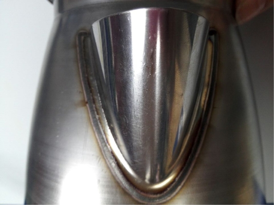 Machine de soudage laser automatique de haute précision pour soudage par tuyau de bouilloire électrique