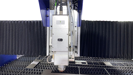 2025 Vente à chaud Bon prix 1500W 3015 Machine de découpe laser à fibre Cnc métallique pour le traitement de la coupe de tôle métallique