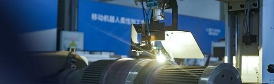 Machine de revêtement laser à grande vitesse de type ouvert de 6000W Réparation de surface 3D de moules et d'outils automobiles