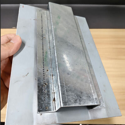 Soudeuse laser pour les bords de lettres métalliques minces, sans brûlure ni déformation