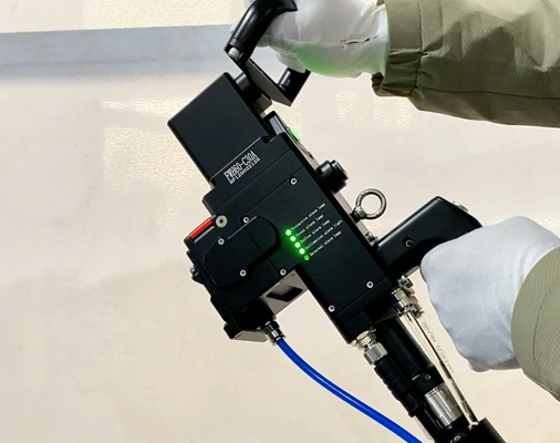 Continuous Wave CW Handheld Fiber Laser Cleaning Machine for Rust and Paint Removal